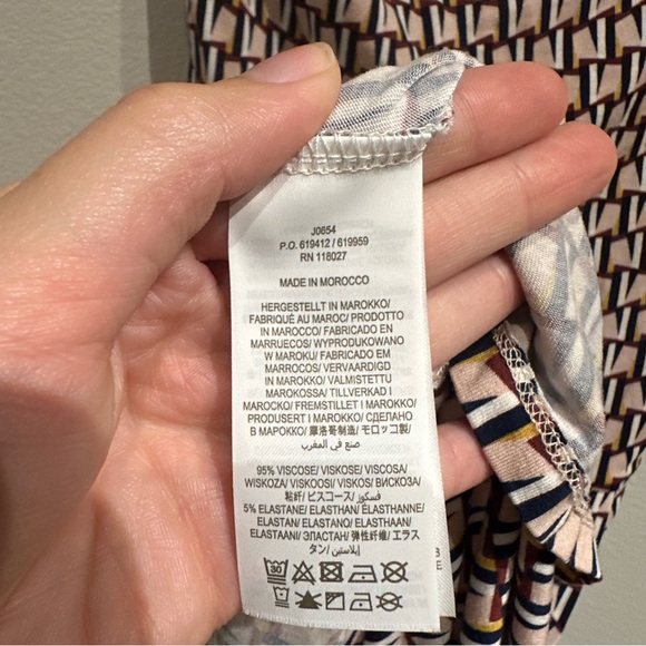 Boden Geometric Pink and Black Midi V Neck Dress Size‎ 8R 95% Viscose - Picture 4 of 4